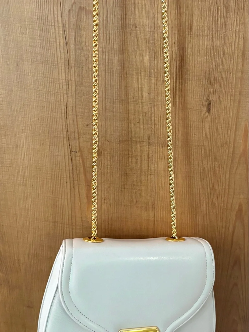 🥰 Vintage Frenchy of California Leather Crossbody